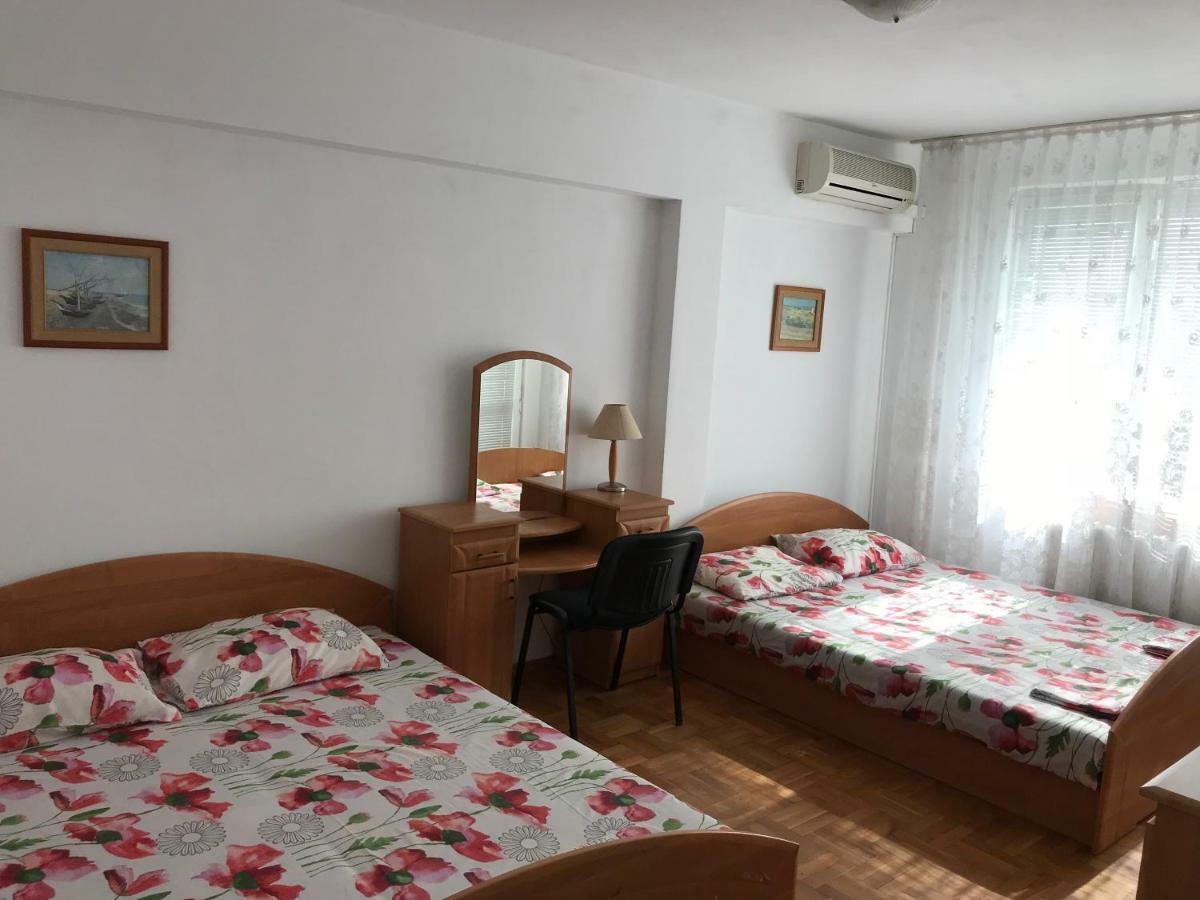 Milena'S House Hotell Burgas Exteriör bild